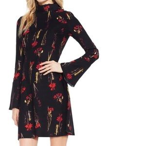 Vince Camuto Red Floral Dress Size 10 Black
